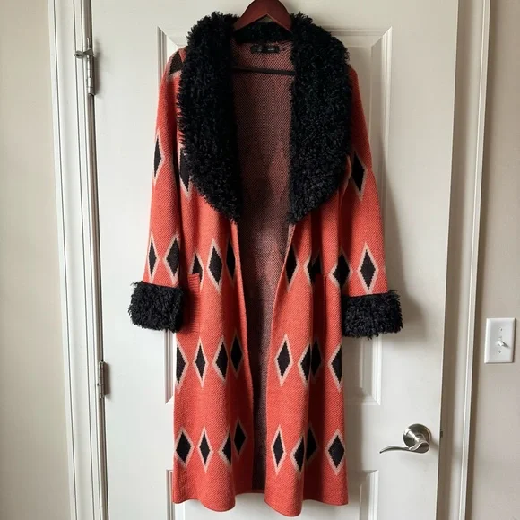 House of Harlow 1960 x Revolve Cullen Coat - Picture 2 of 10